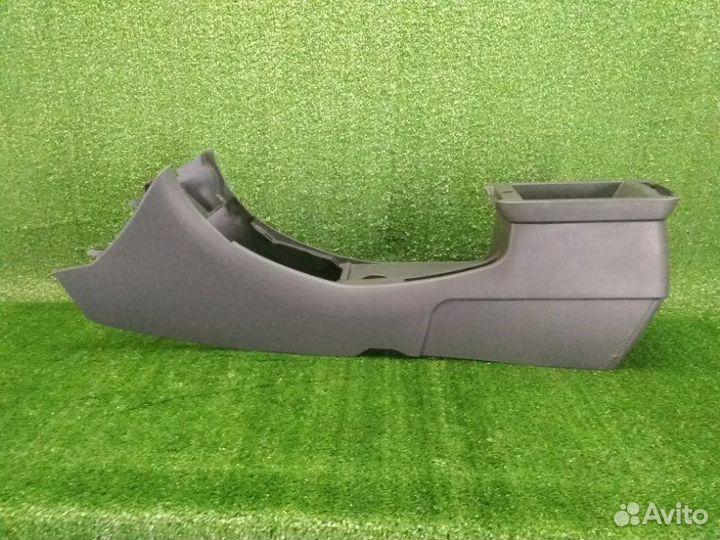 Подлокотник центральная консоль Lifan Solano 620