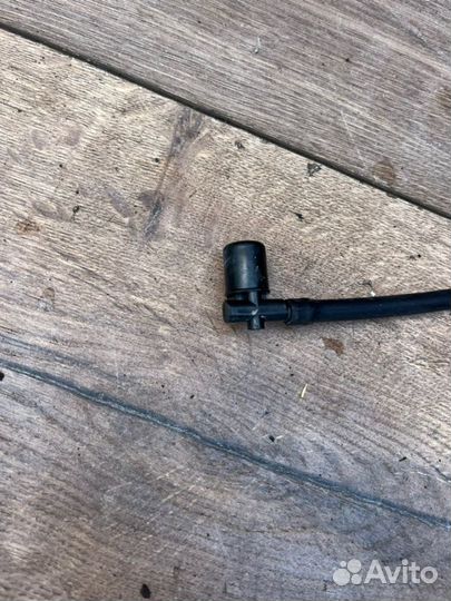 Форсунка омывателя лобового стекла Opel Astra Gtc