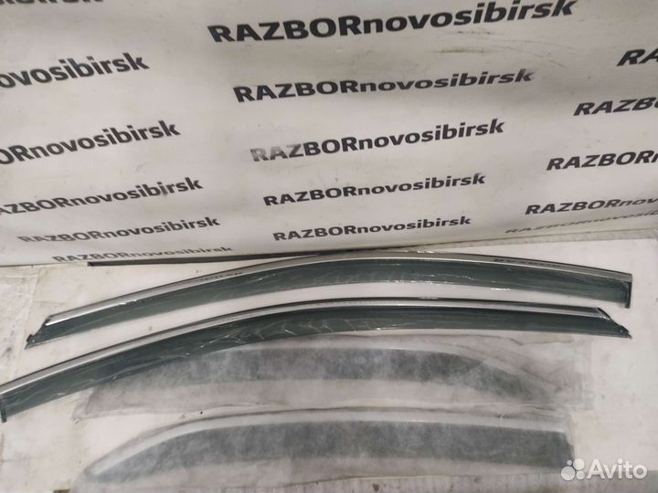 Дефлекторы окон (ветровики) Toyota Camry XV70 2017