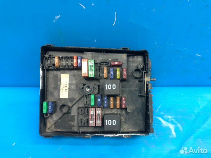 Блок предохранителей Skoda Octavia (A5 1Z) 2004-20