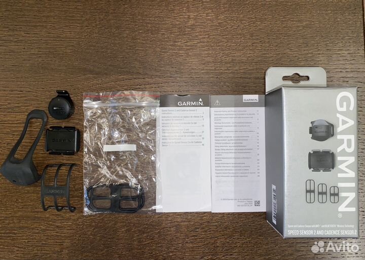 Датчик скорости и каденса Garmin