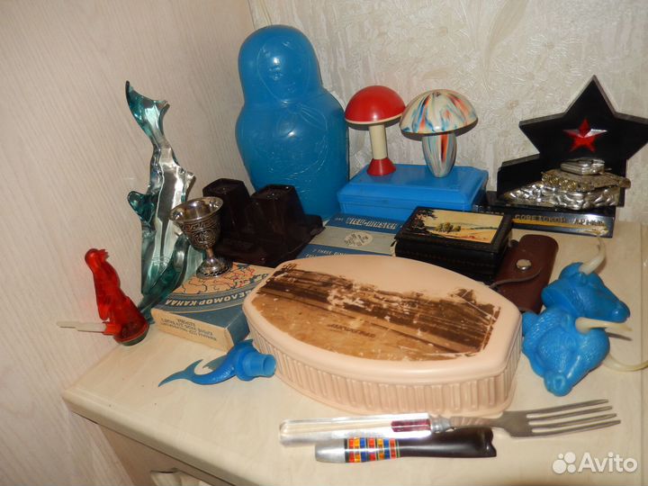 Сувениры, предметы быта из СССР