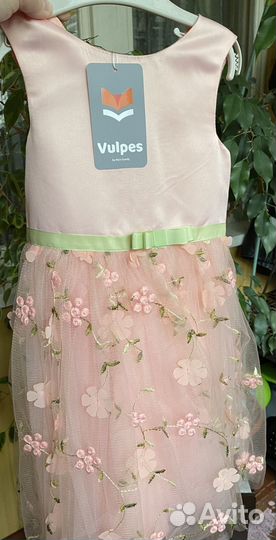 Платье для девочки новое