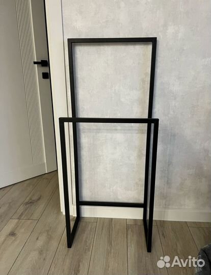 Полотенцесушитель напольный из металла