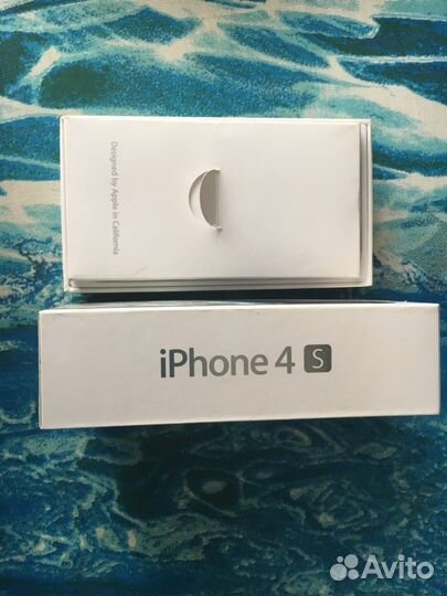 Коробка от iPhone 4 S