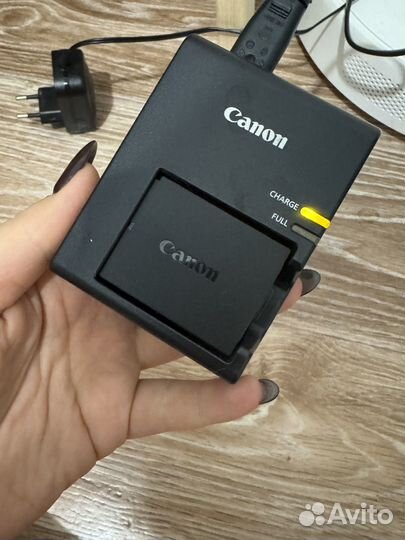 Фотоаппарат Canon 1100D