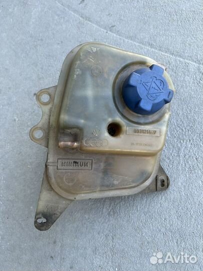 Бачок расширительный Audi 80