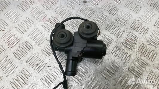 Кран отопителя (печки BMW X5 E70 (1NT04WN01)