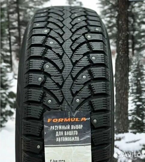 Pirelli Formula Ice 215/55 R17 98T