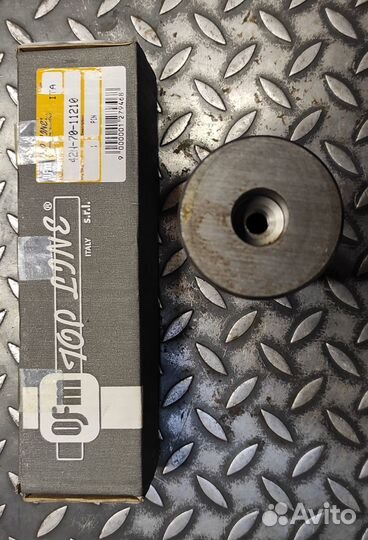 Палец 42N-70-11210