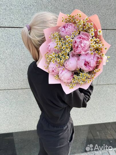 Букеты из отборных пионов