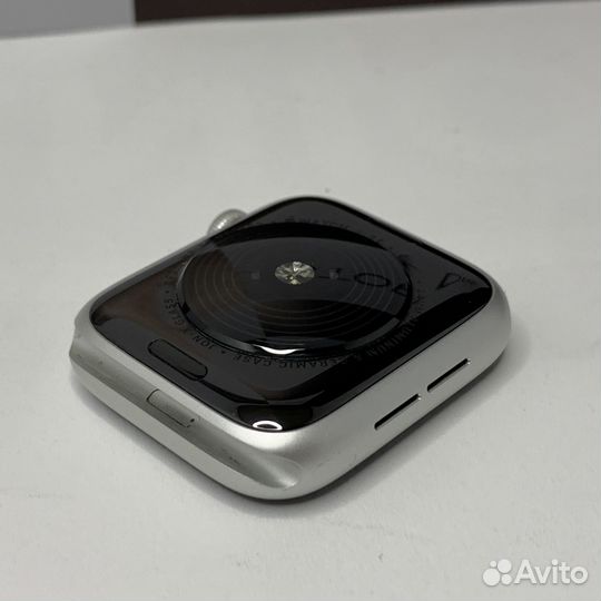 Смарт часы Apple Watch SE 1 44mm Nike