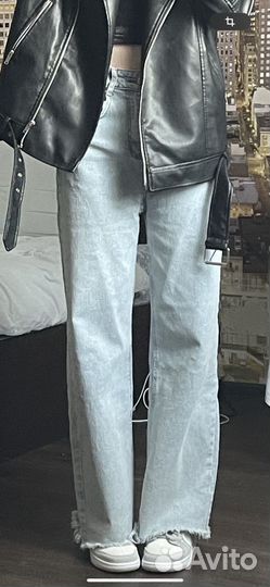 Джинсы прямые