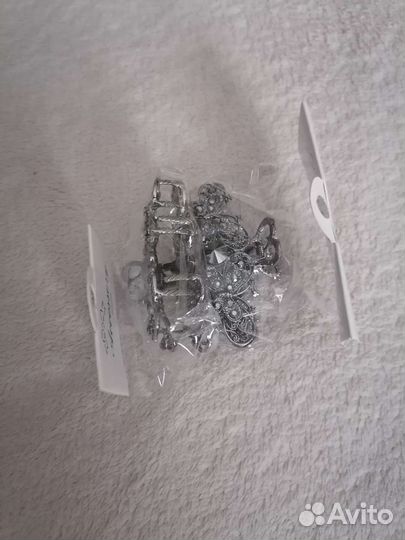 Резинка для волос и заколки