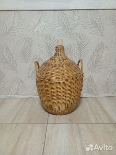 Бутыль стеклянная