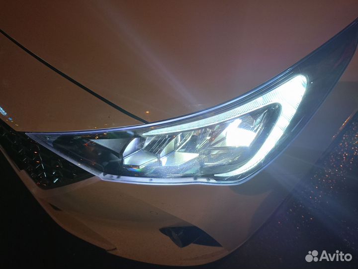 Фары передние на hyundai solaris 2 LED