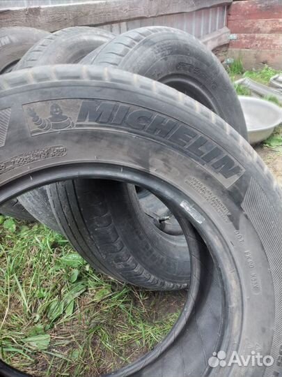 Michelin Latitude Tour HP 215/65 R16