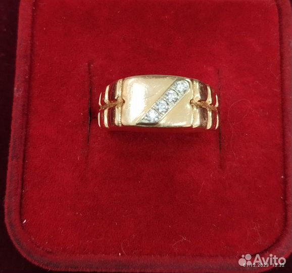 Печатка золотая 585 5,77г. р.20(арт 98959) В9