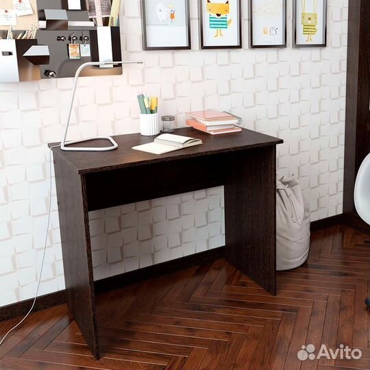 Стол компьютерный