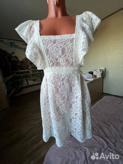 Белый школьный фартук