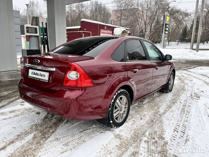 Ford Focus 2.0 МТ, 2008, 200 000 км