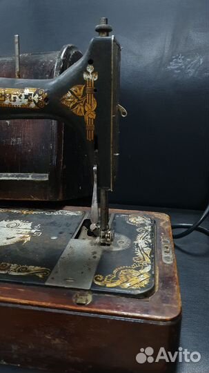 Швейная машинка 