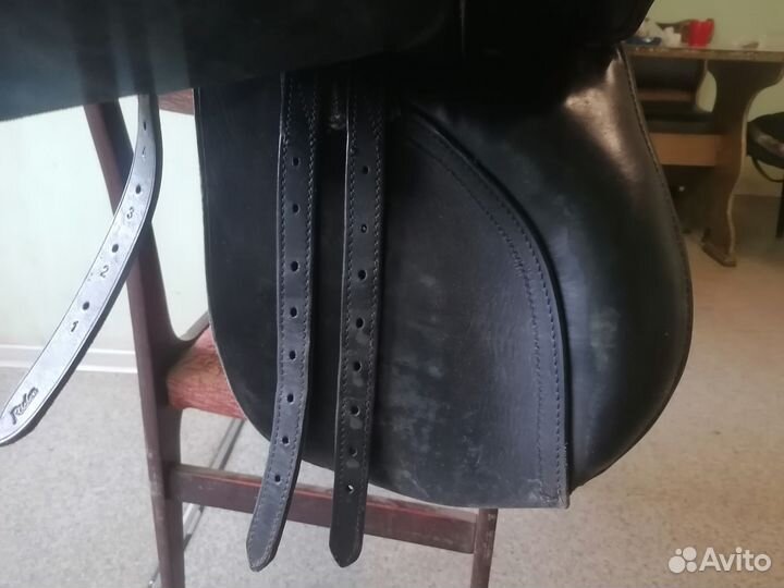 Седло для лошади универсальное