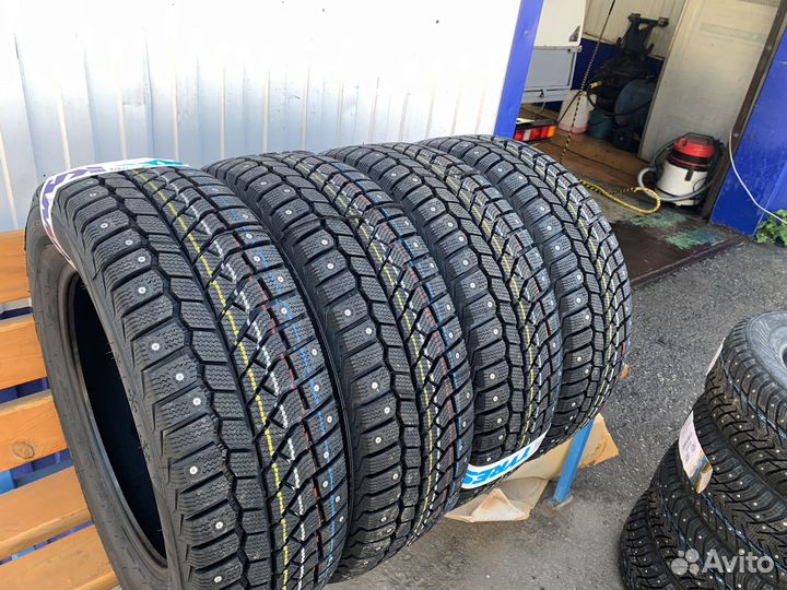 Viatti Brina Nordico V-522 205/60 R16 92T