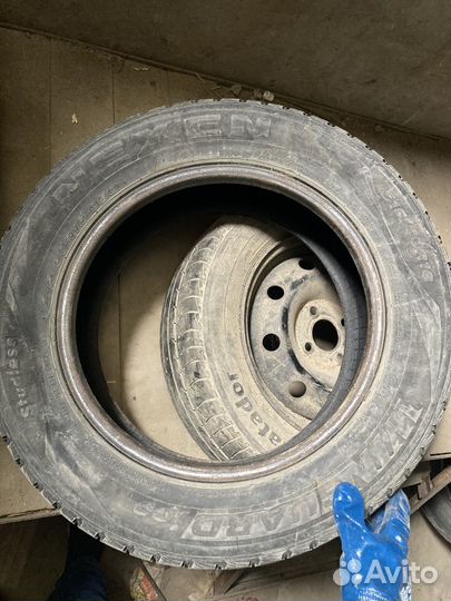 Nexen Winguard Ice 215/60 R16