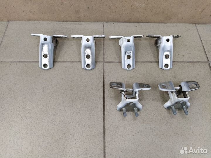 Петля двери Митсубиси ASX