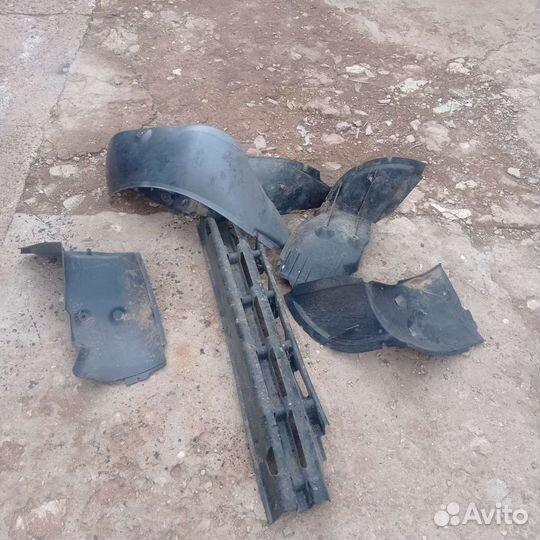 Брус, подкрылки приора 1