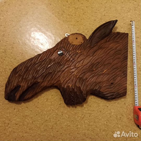 Резная лосиная голова / медальон