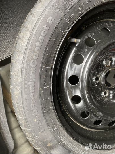 Continental ContiPremiumContact 2 215/55 R17