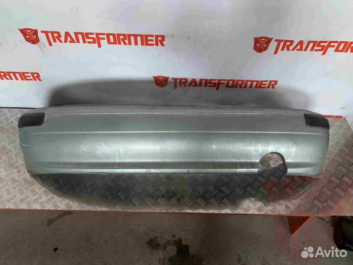 Бампер задний Ниссан Марч K11