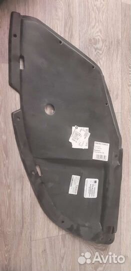 Правый пыльник двигателя galant 9