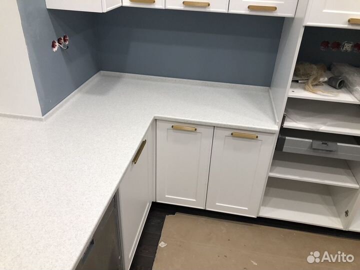 Кухонная столешница из искусственного камня