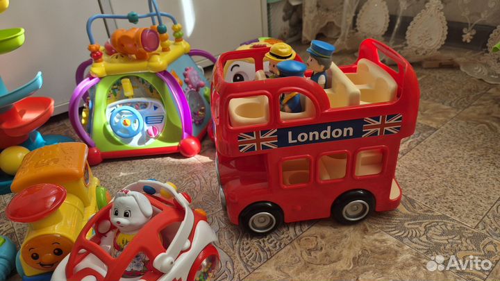 Детские развивающие игрушки автобус ELC