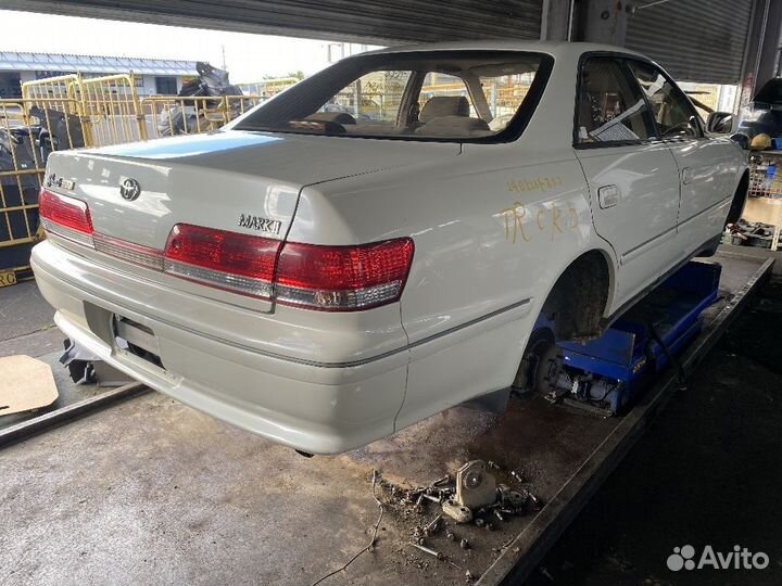 Бензонасос Toyota Mark ii GX100