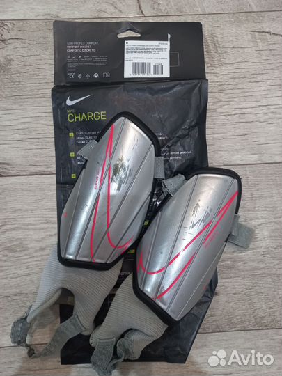 Щитки футбольные детские nike