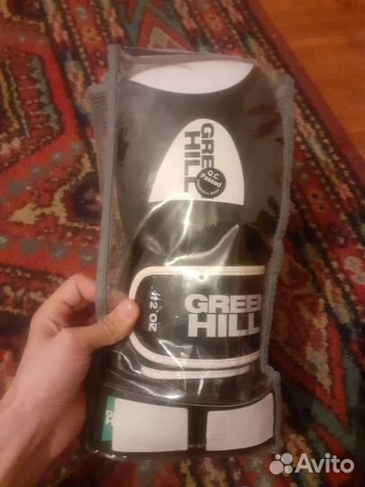 Боксерские перчатки 12 oz и 6 oz