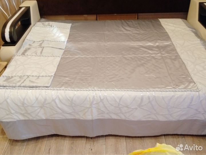 Покрывало на 2 х спальную кровать