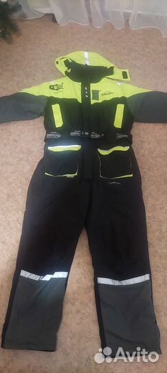 Рыбацкий комбинезон поплавок