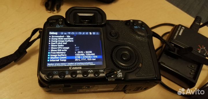 Зеркальный фотоаппарат Canon 50d