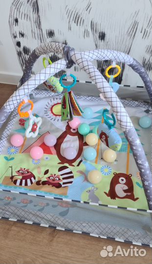 Развивающий коврик для малышей