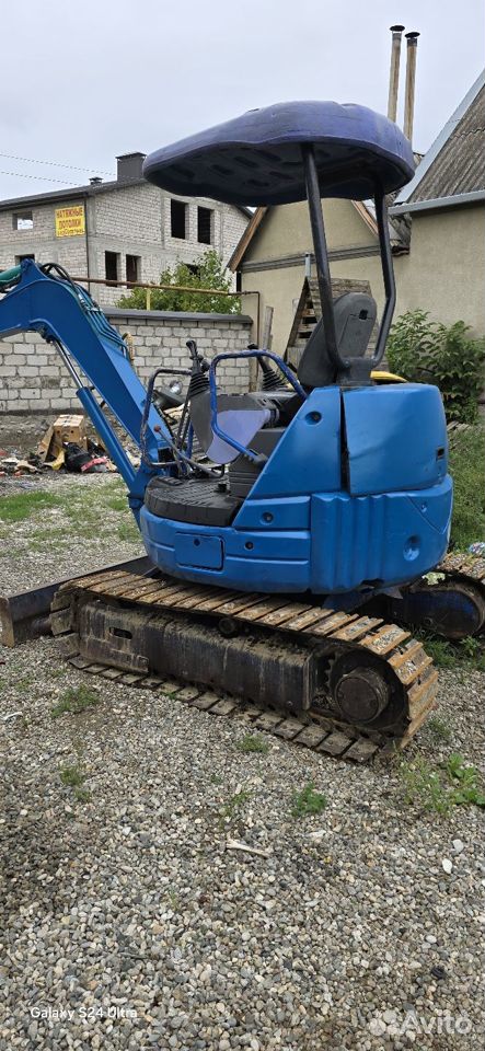 Мини-экскаватор Komatsu PC27MR-1, 2001