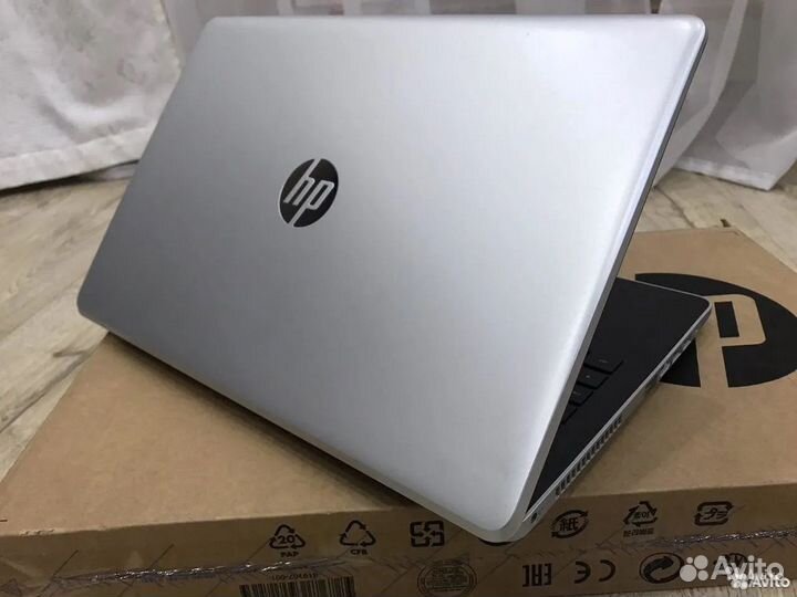 Мощный игровой HP Core i3-6006 8Gb DDR4 Radeon SSD