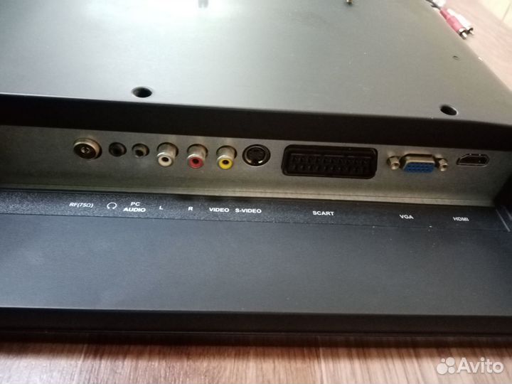 Телевизор hyundai H-LCD2216