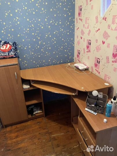 Компьютерный стол