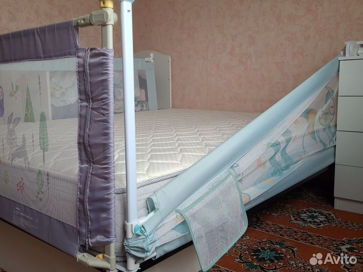 Защитный борт на взрослую кровать