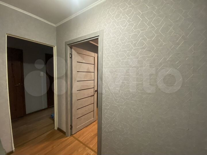 2-к. квартира, 54 м², 2/5 эт.